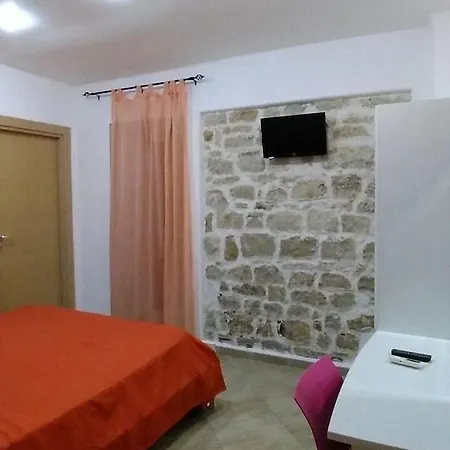 L'antica Torre Bed and Breakfast