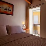 L'antica Torre Bed and Breakfast 3*