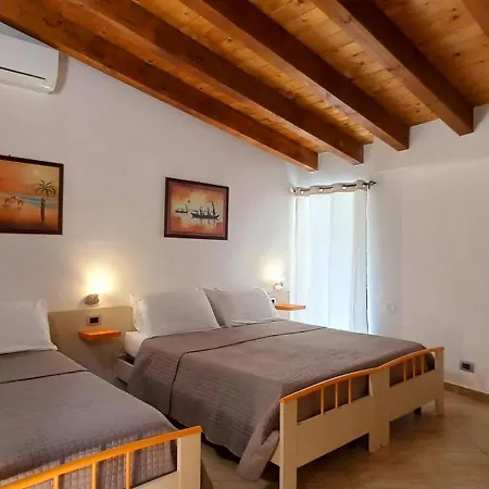 Bed & Breakfast L'antica Torre 3*