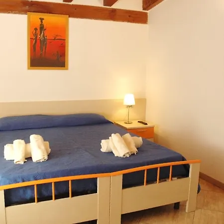 L'antica Torre Bed & Breakfast 3*